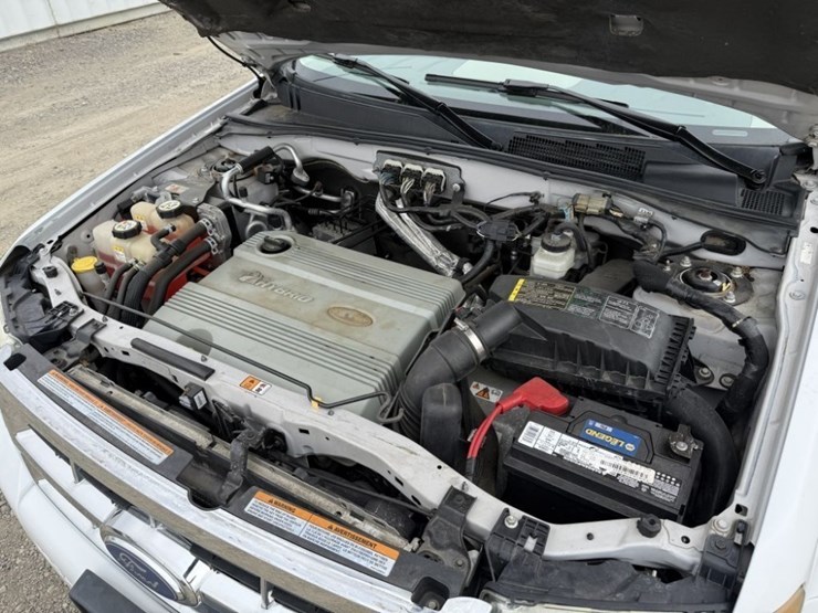 2008-ford-escape-image-16