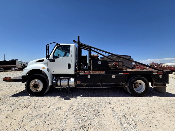 2022-international-mv607-image-8