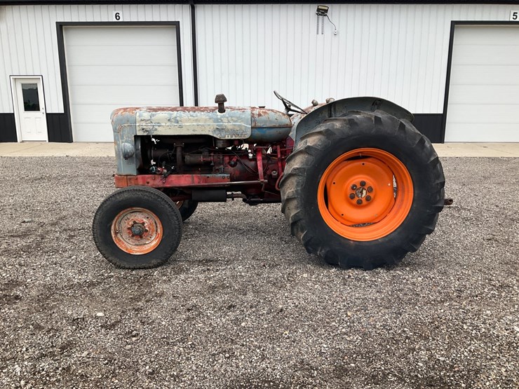 1955-fordson-major-image-2