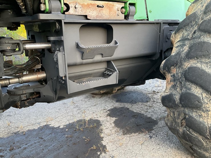2006-deere-648g-iii-image-62