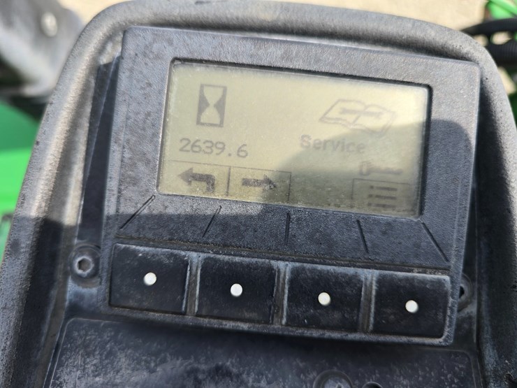 2016-john-deere-7500a-image-24