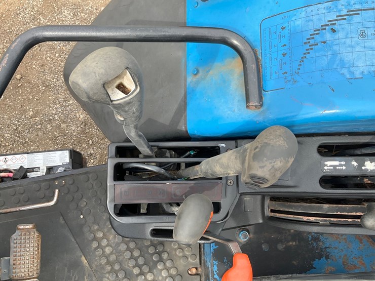 new-holland-ts100-image-81