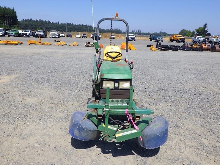john-deere-4100-image-8