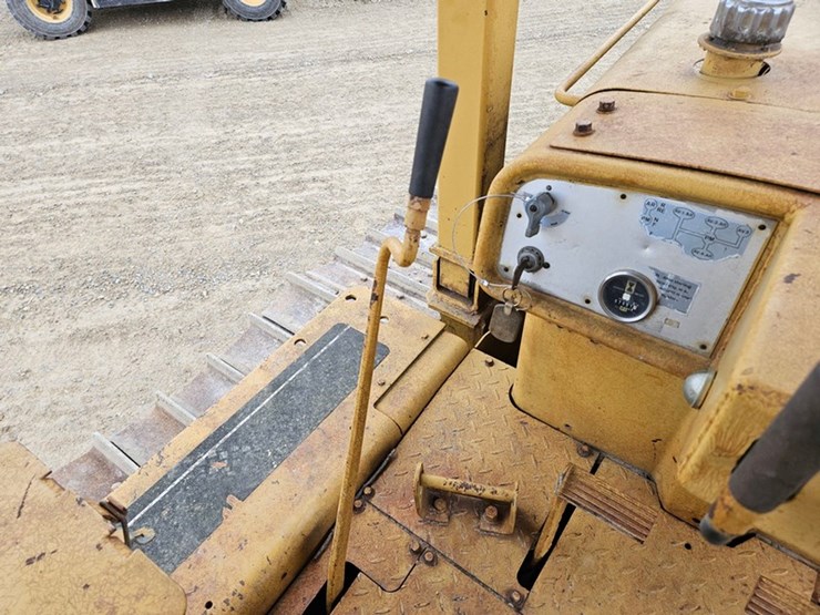 caterpillar-d5-image-32