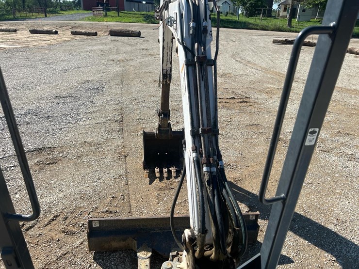 2004-bobcat-334d-image-35