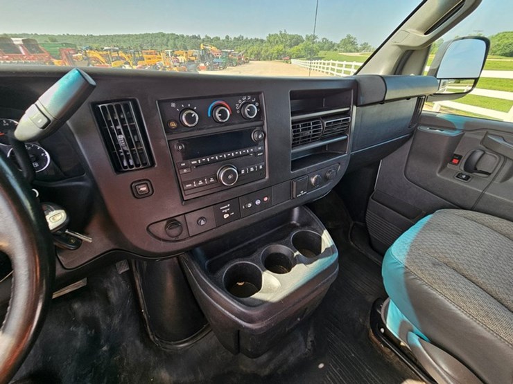 2018-chevrolet-g20-image-33