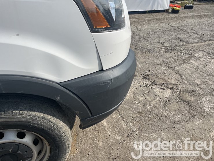 2015-ford-transit-image-9