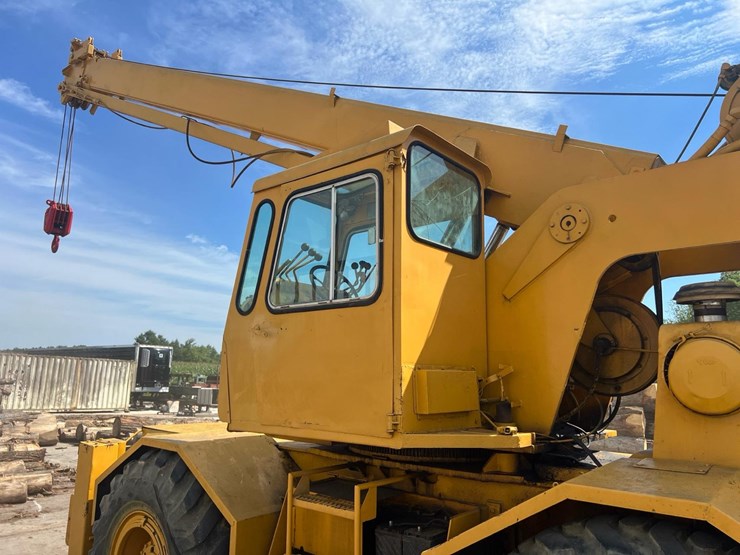 #134-•-1977-grover-rt620s-rough-terrain-crane-image-59