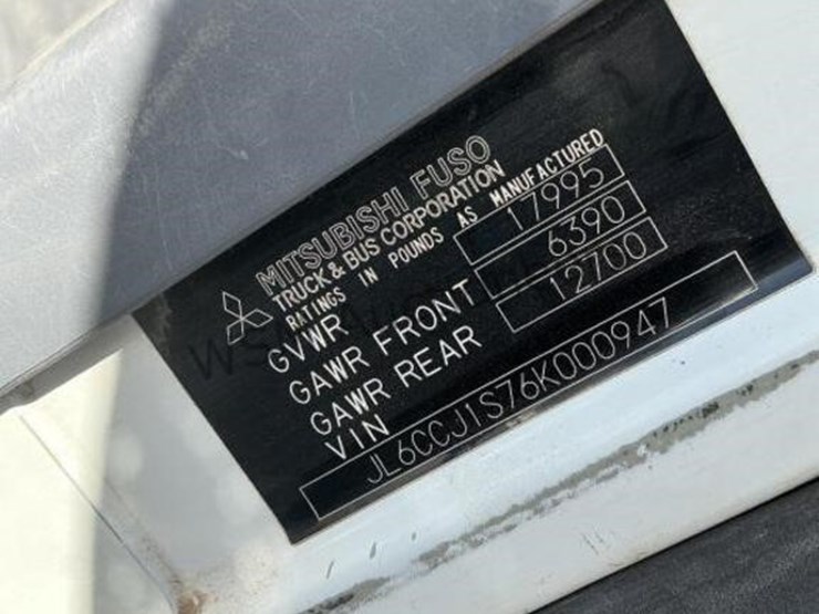 2006-mitsubishi-fuso-fe180-image-15