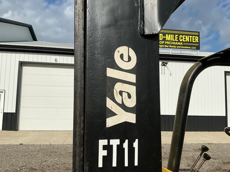 #1351-•-yale-glc-120-sbs-096-forklift-image-10