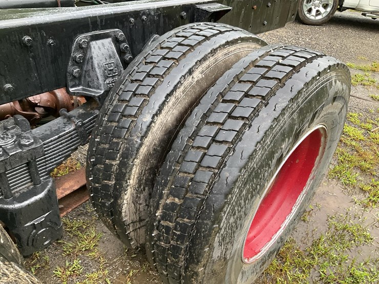 1989-ford-l8000-image-41