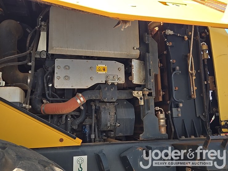 2017-komatsu-wa270-8-image-19