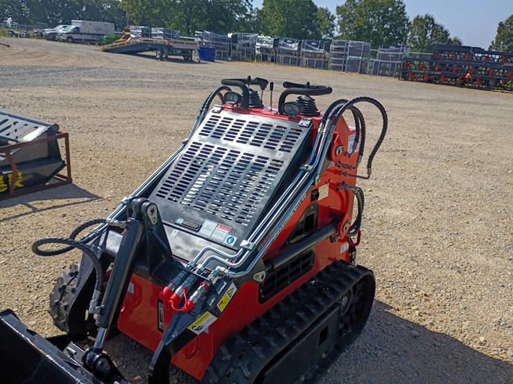 #26109-•-2025-agt-lrt23-mini-skid-steer-image-9