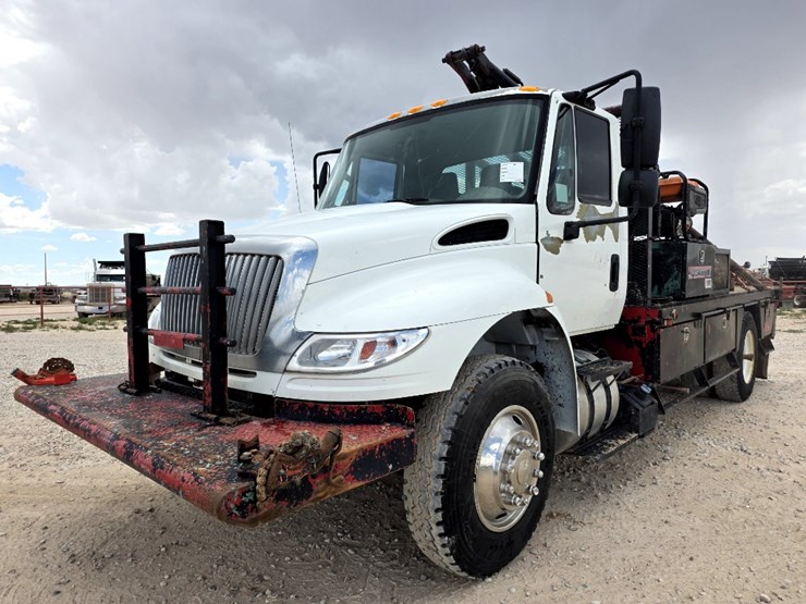 2016-international-durastar-4300-image-1