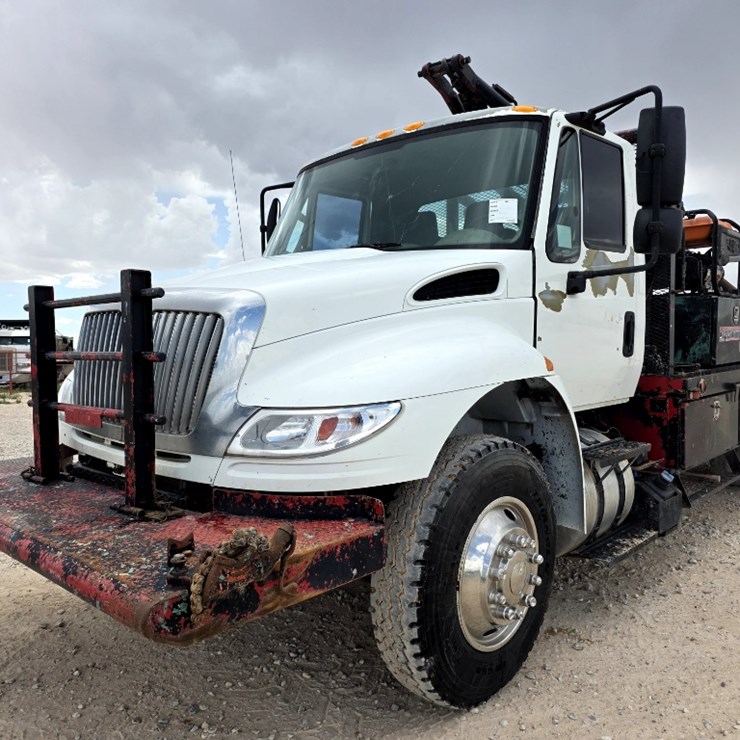 2016 INTERNATIONAL DURASTAR 4300