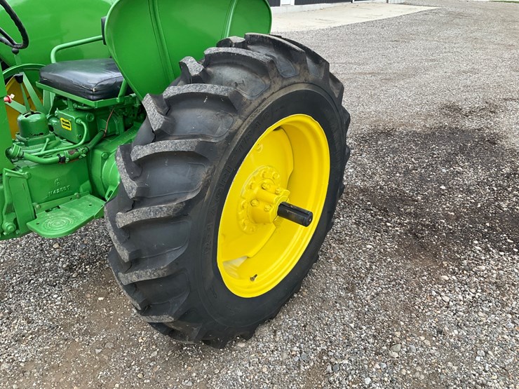 1960-john-deere-435-image-13