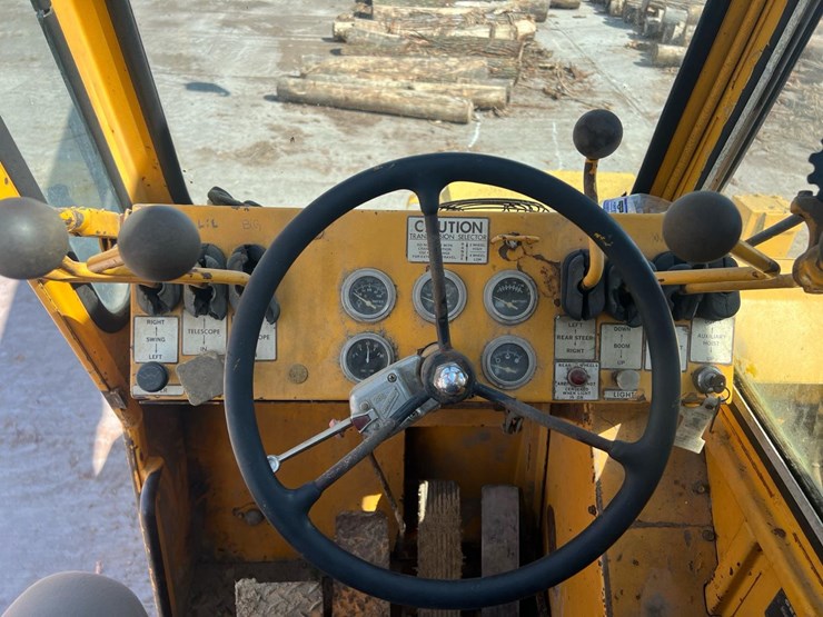 #134-•-1977-grover-rt620s-rough-terrain-crane-image-42
