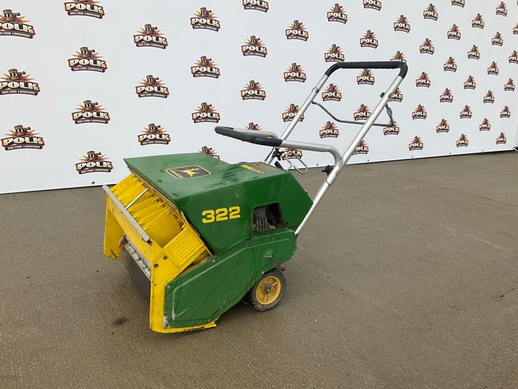 john-deere-322-image-1
