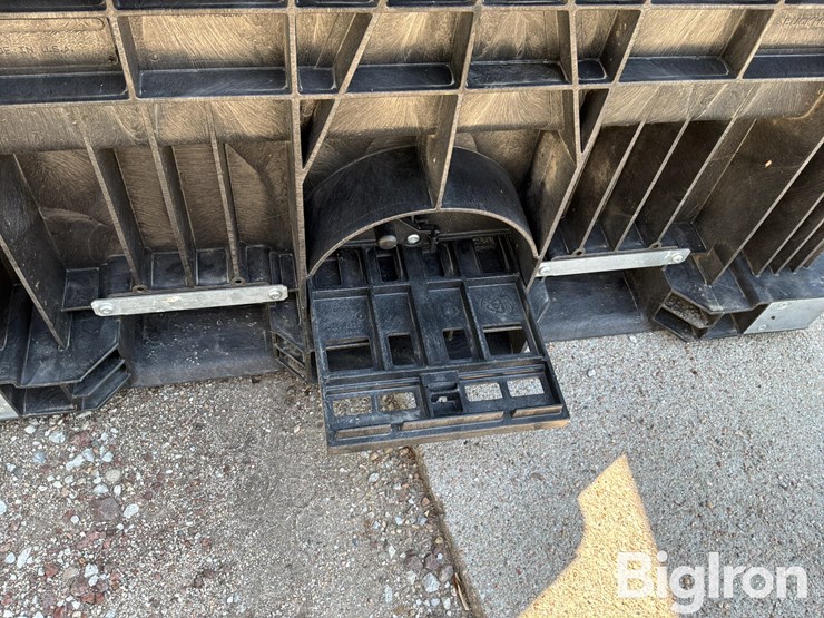 buckhorn-5745330fr0-bulk-seed-boxes-image-19