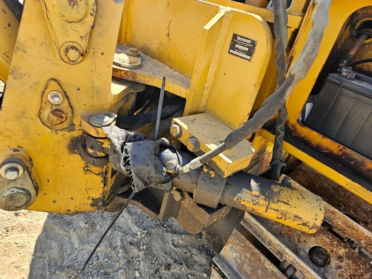 john-deere-18-image-17