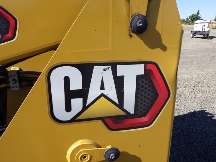 2014-caterpillar-226d3-image-16