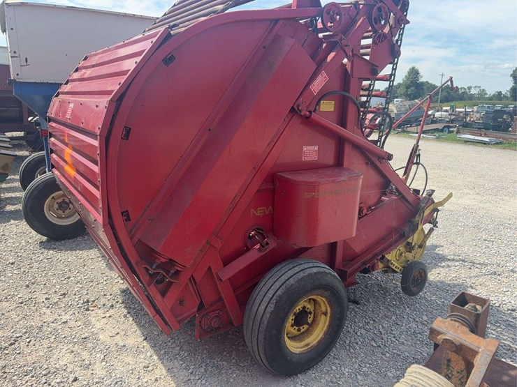 new-holland-850-image-6
