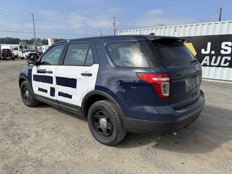 2015-ford-explorer-image-6