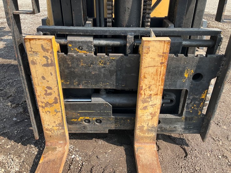 caterpillar-mc30-image-10