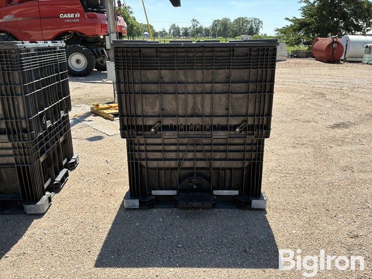 buckhorn-5745330fr0-bulk-seed-boxes-image-11