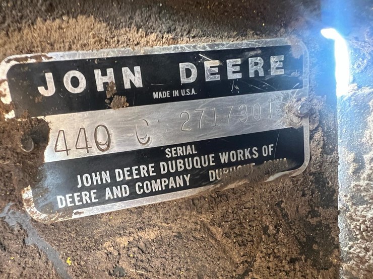 john-deere-440c-image-9