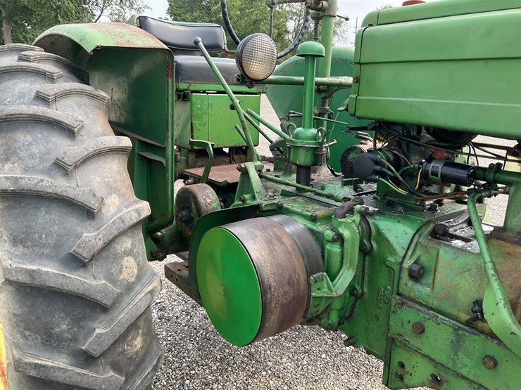 1950-john-deere-g-image-13