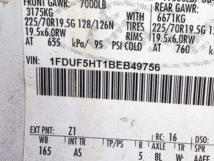 2011-ford-f550-image-17