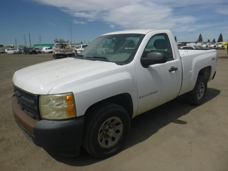 2008-chevrolet-1500-image-1