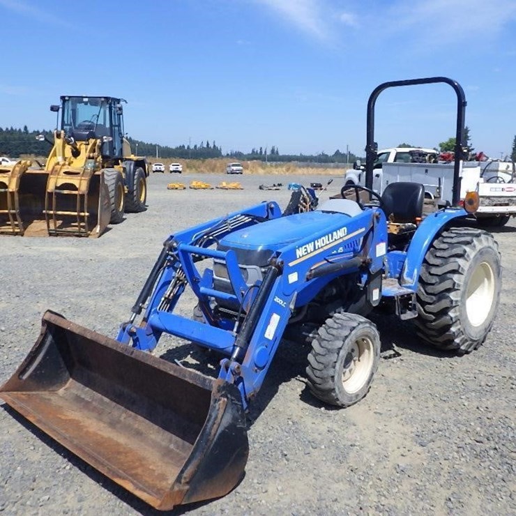 NEW HOLLAND 25