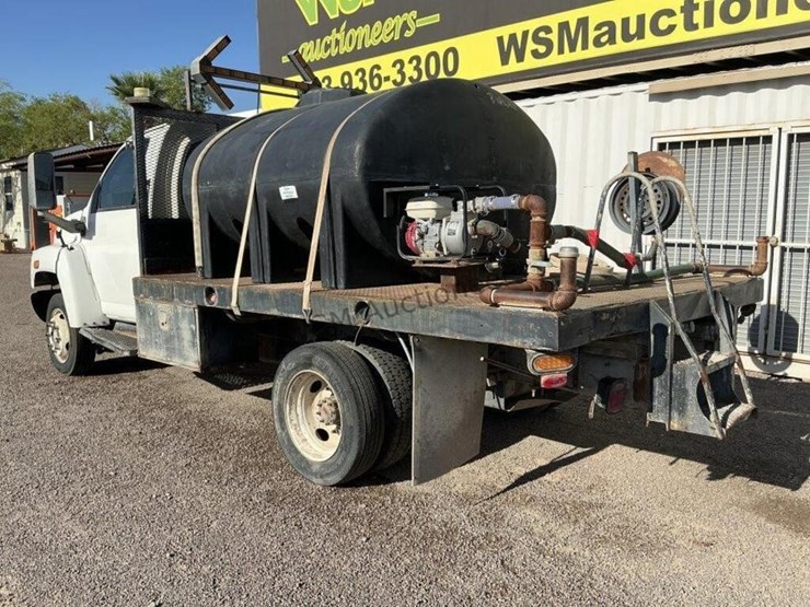 2004-chevrolet-c4500-kodiak-water-truck-image-7