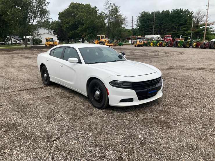 #2050-•-2018-dodge-charger-awd-image-7