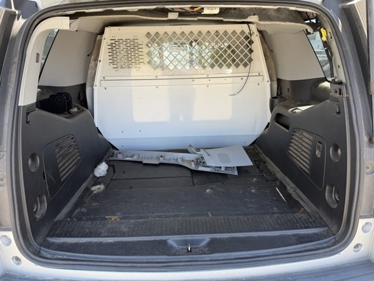 2016-chevrolet-tahoe-image-20