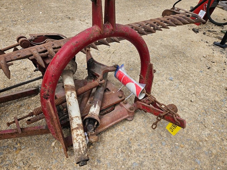 #88-•-international-3pt-sickle-mower-image-9