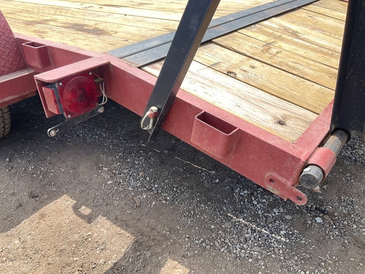 2003-utility-flatbed-image-22