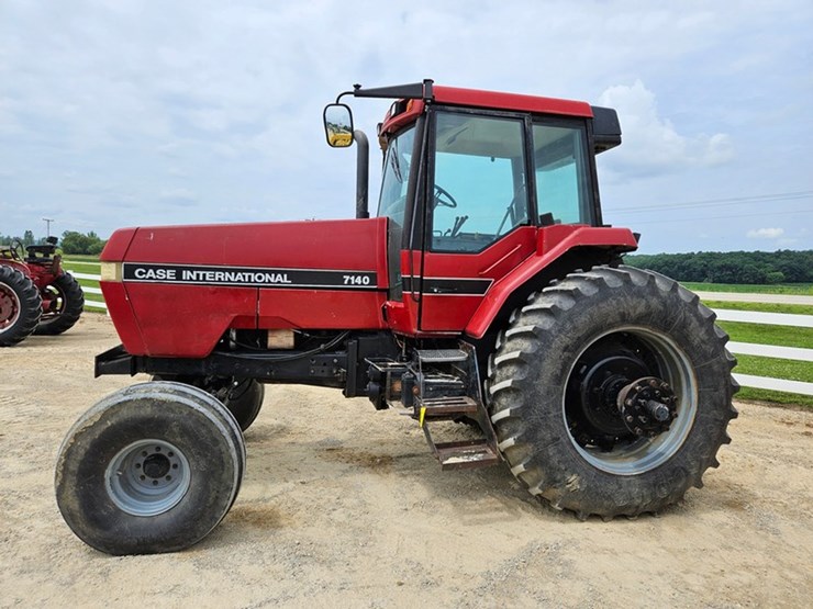 case-ih-7140-image-2