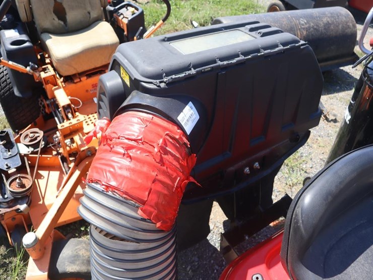 craftsman-t110-tractor-image-19