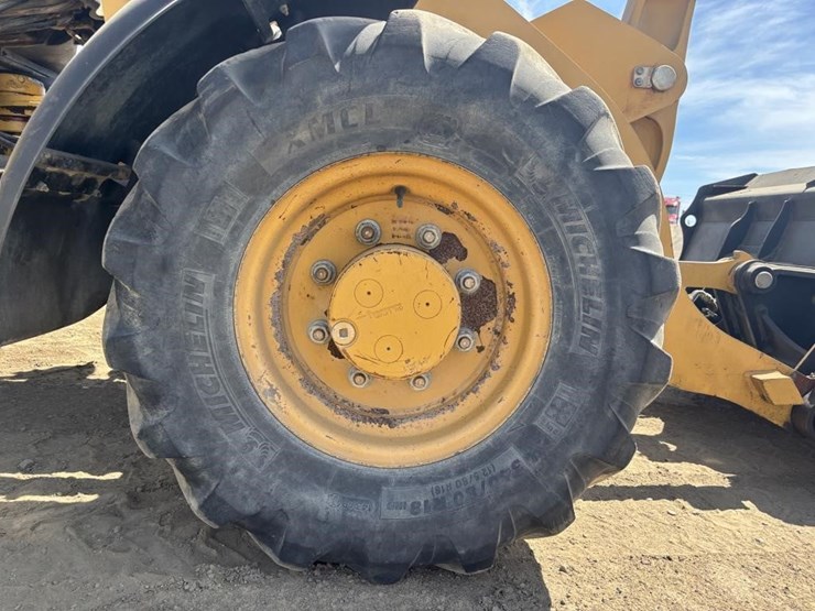 2014-caterpillar-907h2-image-16
