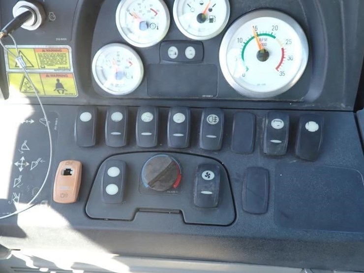 2008-caterpillar-430e-image-27
