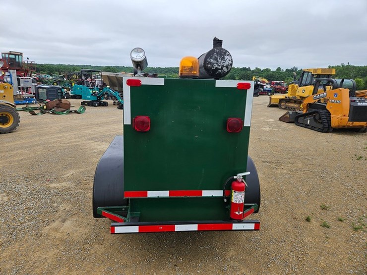 #130-•-empire-300-gjw-8e-tandem-axle-towable-generator-image-4