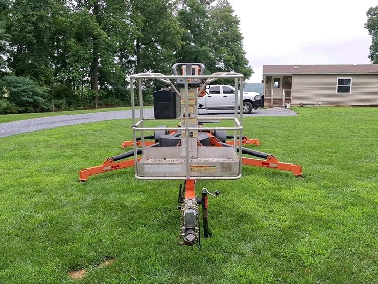 2016-jlg-t500j-image-8
