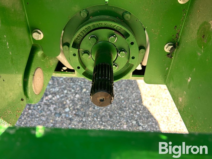 2024-john-deere-8r-310-image-14