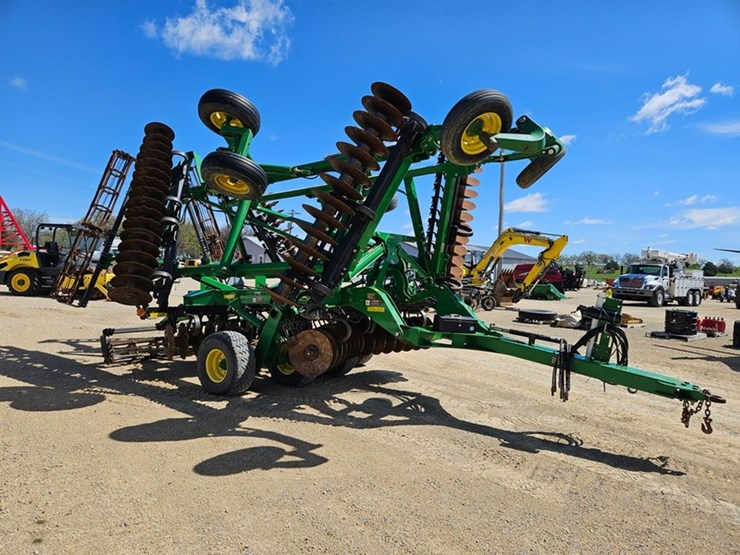 john-deere-2623vt-image-7