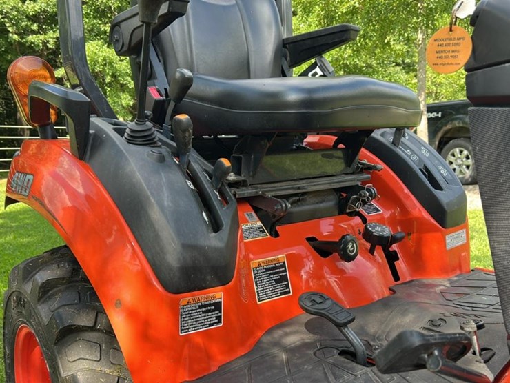 2022-kubota-bx2380-image-27