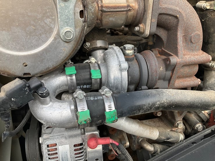 john-deere-3038e-image-57