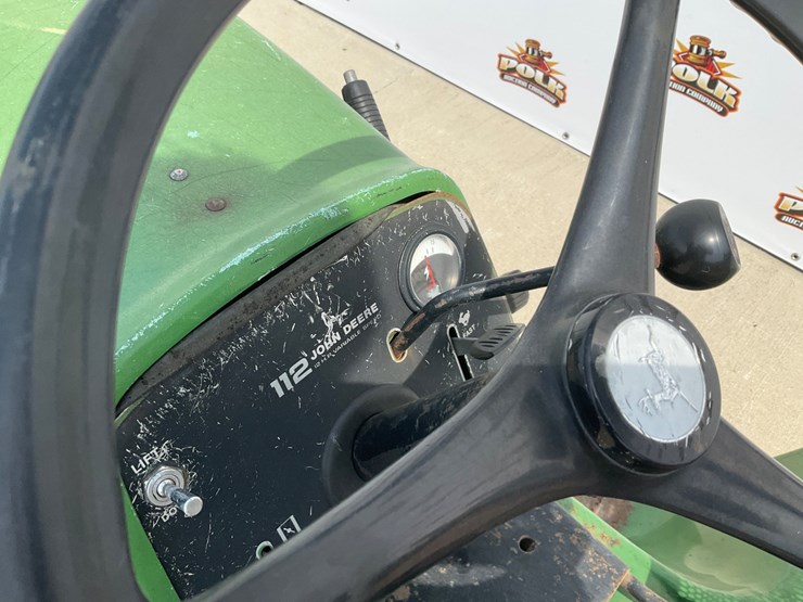 john-deere-112-image-15